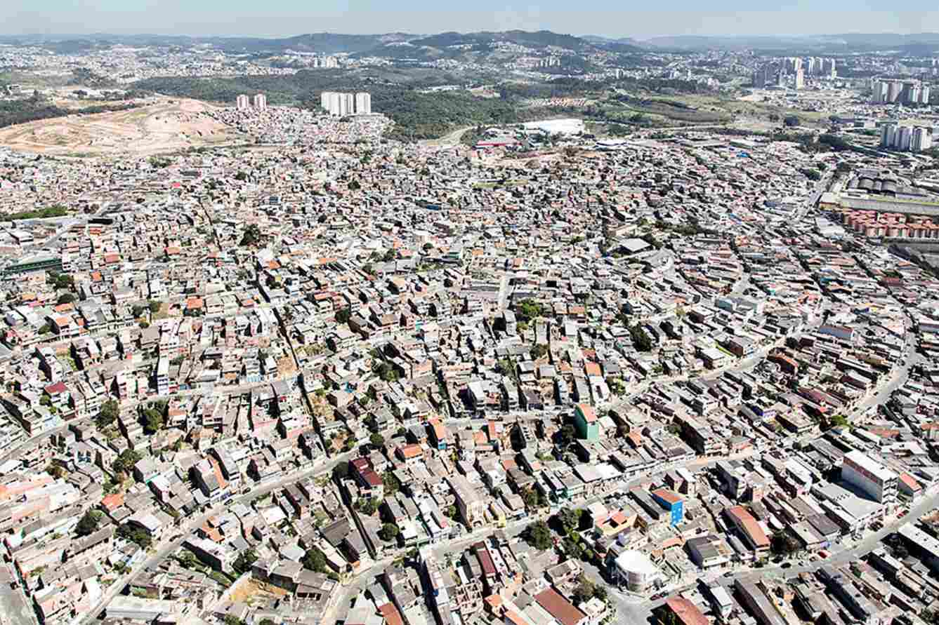Saiba como iniciar seu negócio com o Guia Completo para abrir sua empresa em Carapicuíba e explore o potencial econômico da região.