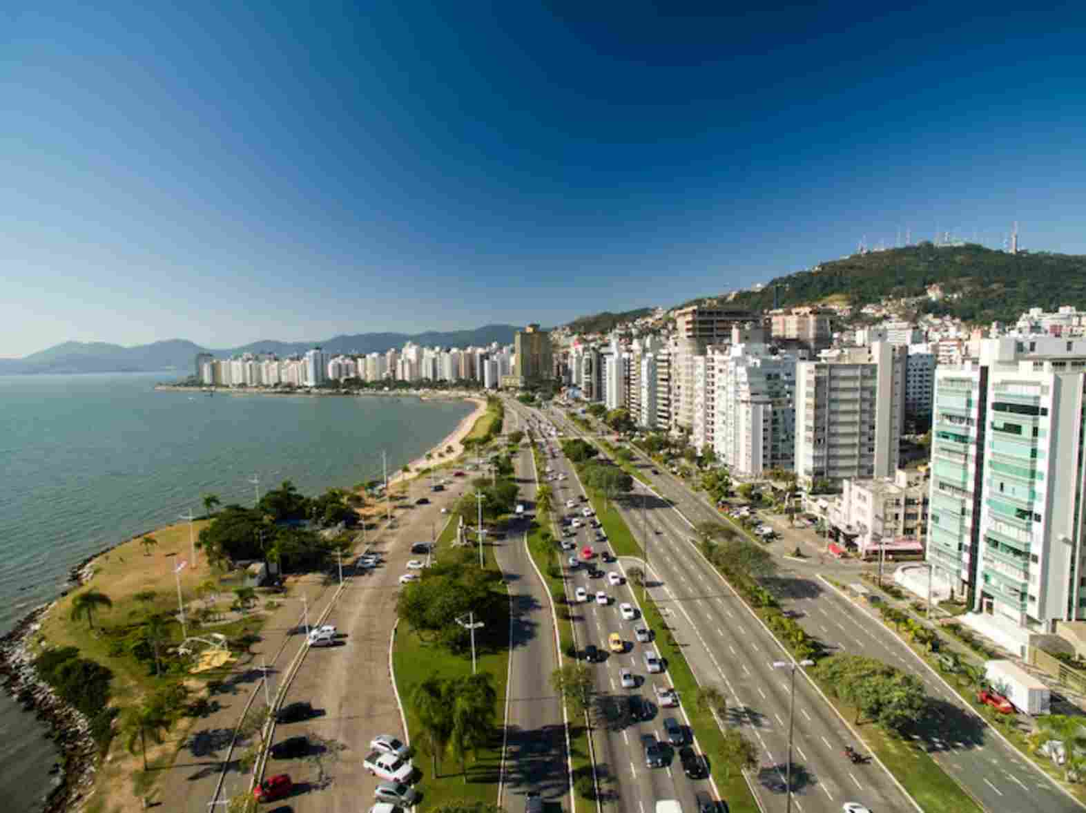 Descubra o Guia Completo para abrir sua empresa em Florianópolis e aproveite o ambiente econômico em crescimento.