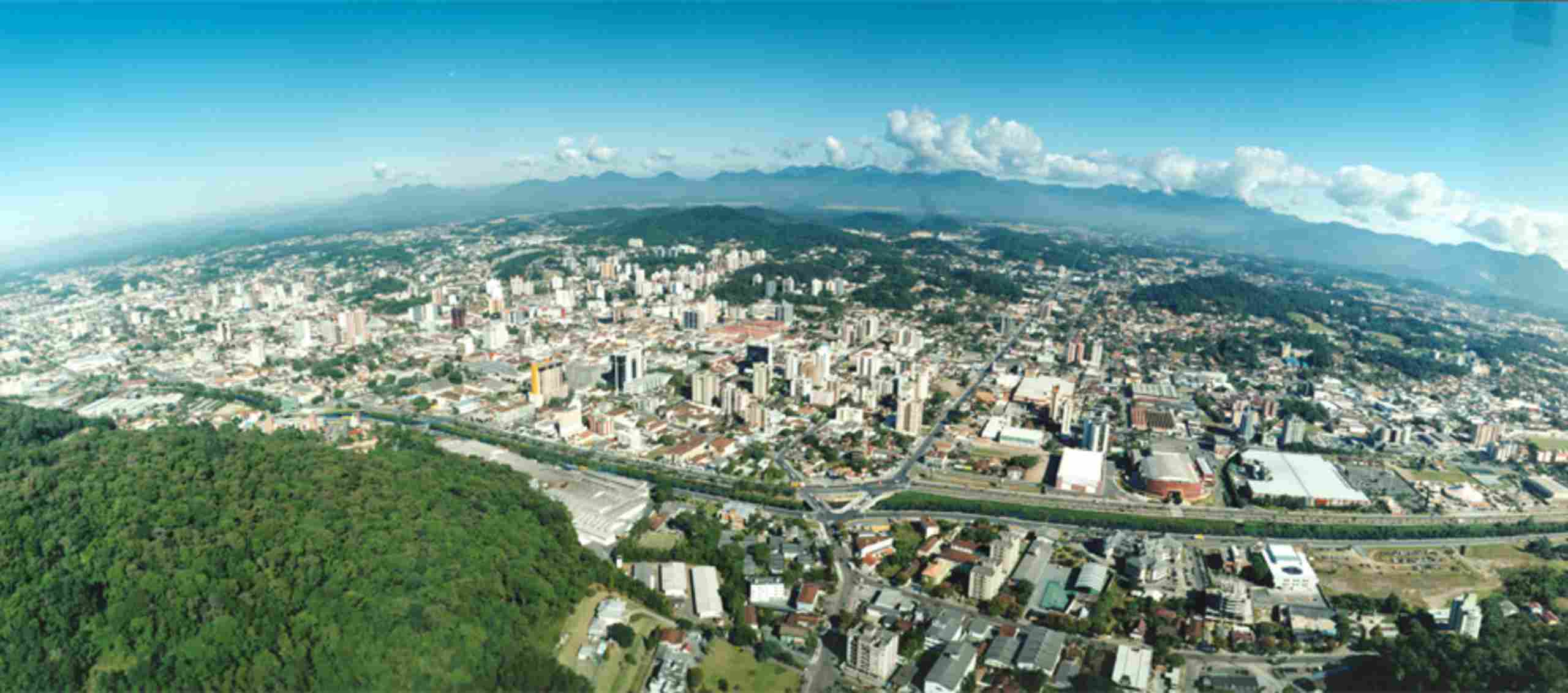 A abertura de empresa em Joinville é descomplicada. Confira nosso guia completo e siga os passos necessários para empreender com sucesso.