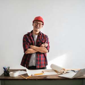 Tenho uma empresa para engenheiro, preciso emitir nota fiscal?